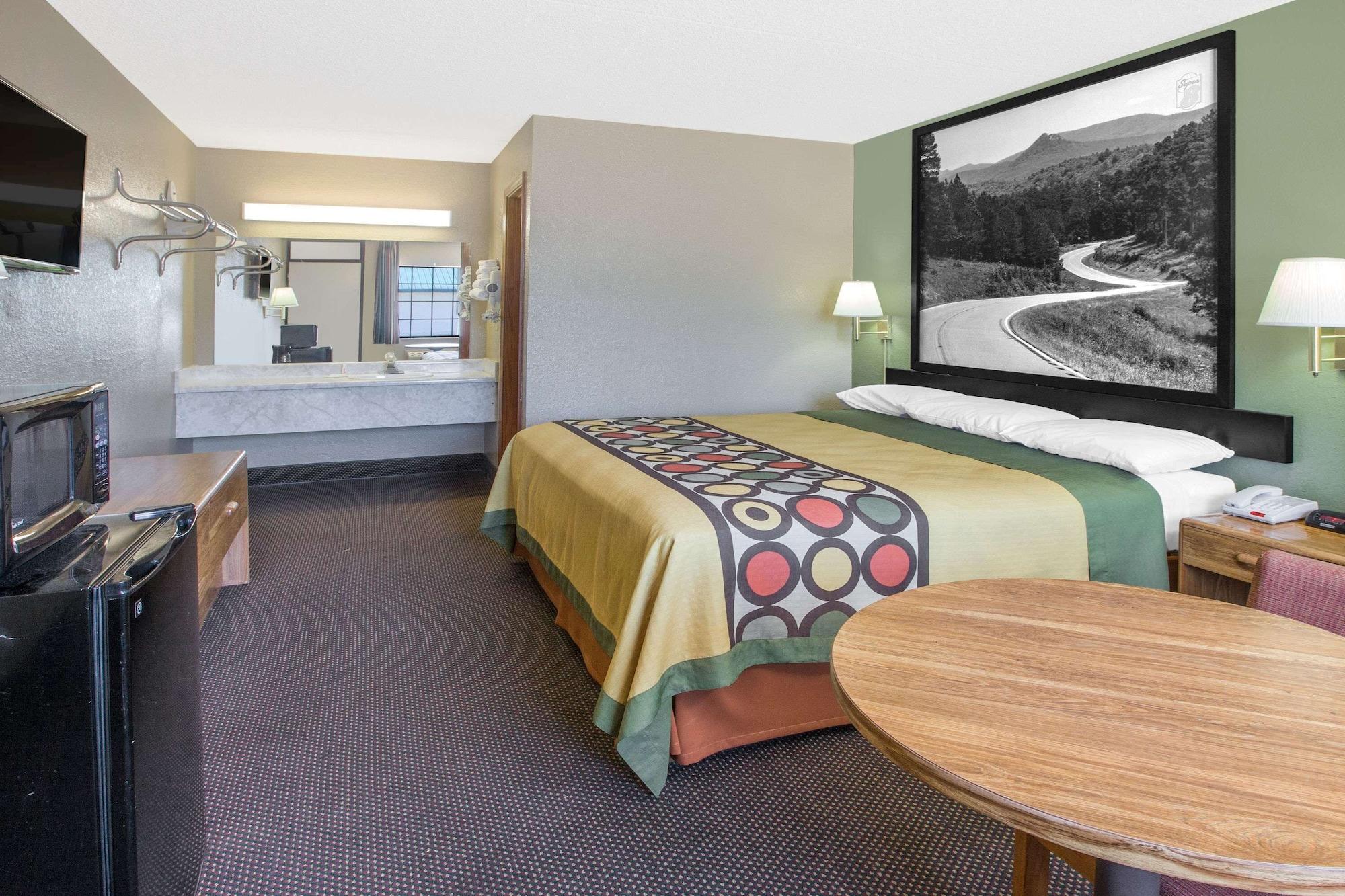 Super 8 By Wyndham Clarksville Ar Luaran gambar