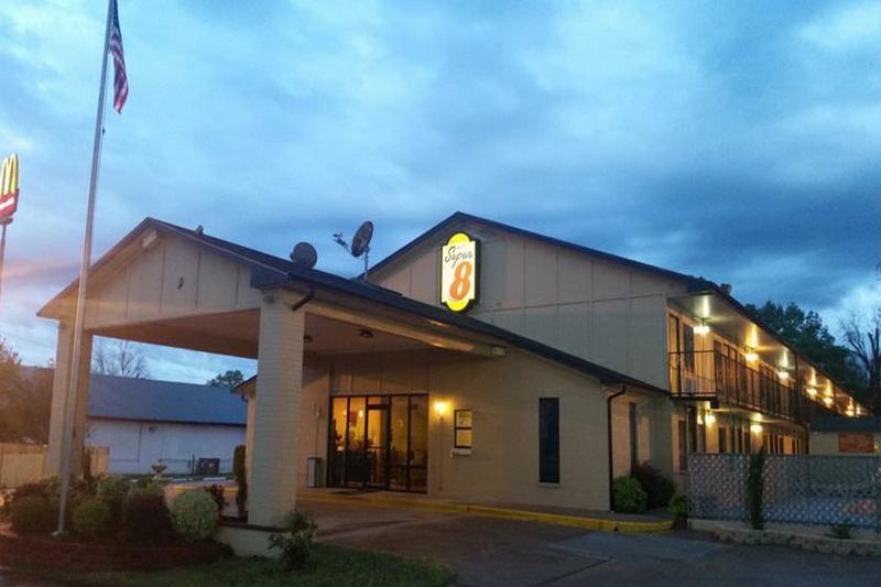 Super 8 By Wyndham Clarksville Ar Luaran gambar