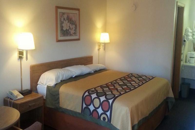 Super 8 By Wyndham Clarksville Ar Luaran gambar