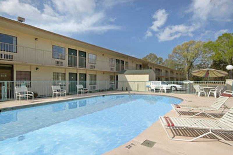 Super 8 By Wyndham Clarksville Ar Luaran gambar